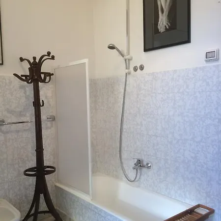 B&B Matteotti 사르자나