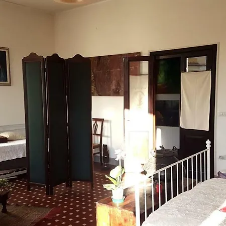 B&B Matteotti 사르자나